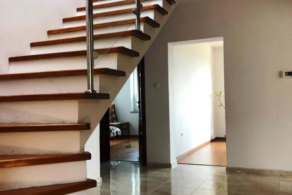 Dom Na Wzgorzu Z Pieknymi Widokami. Miejsce Tropie Villa Ngoại thất bức ảnh